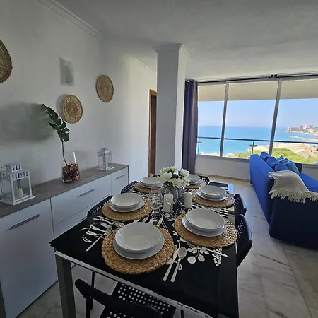 Apartmán En En La Playa Con Piscina Frontal Al Mar
